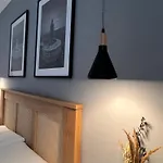 Lägenhet Luxurious 2 Bedroom With Sea View *