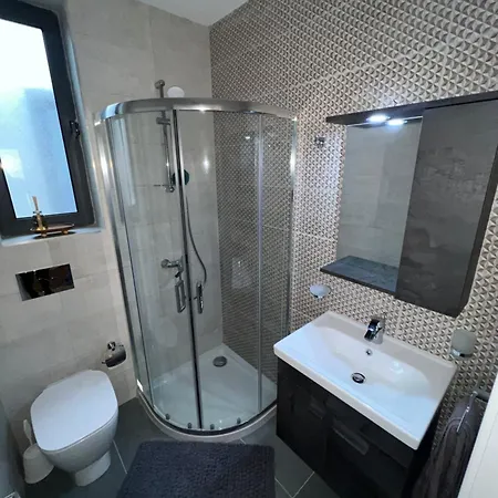 Apartman Luxurious 2 Bedroom With Sea View *